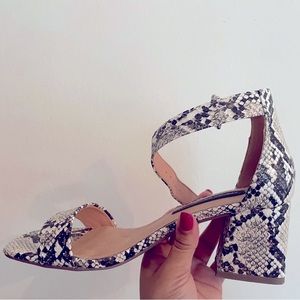 Low Heels for woman “snake skin”